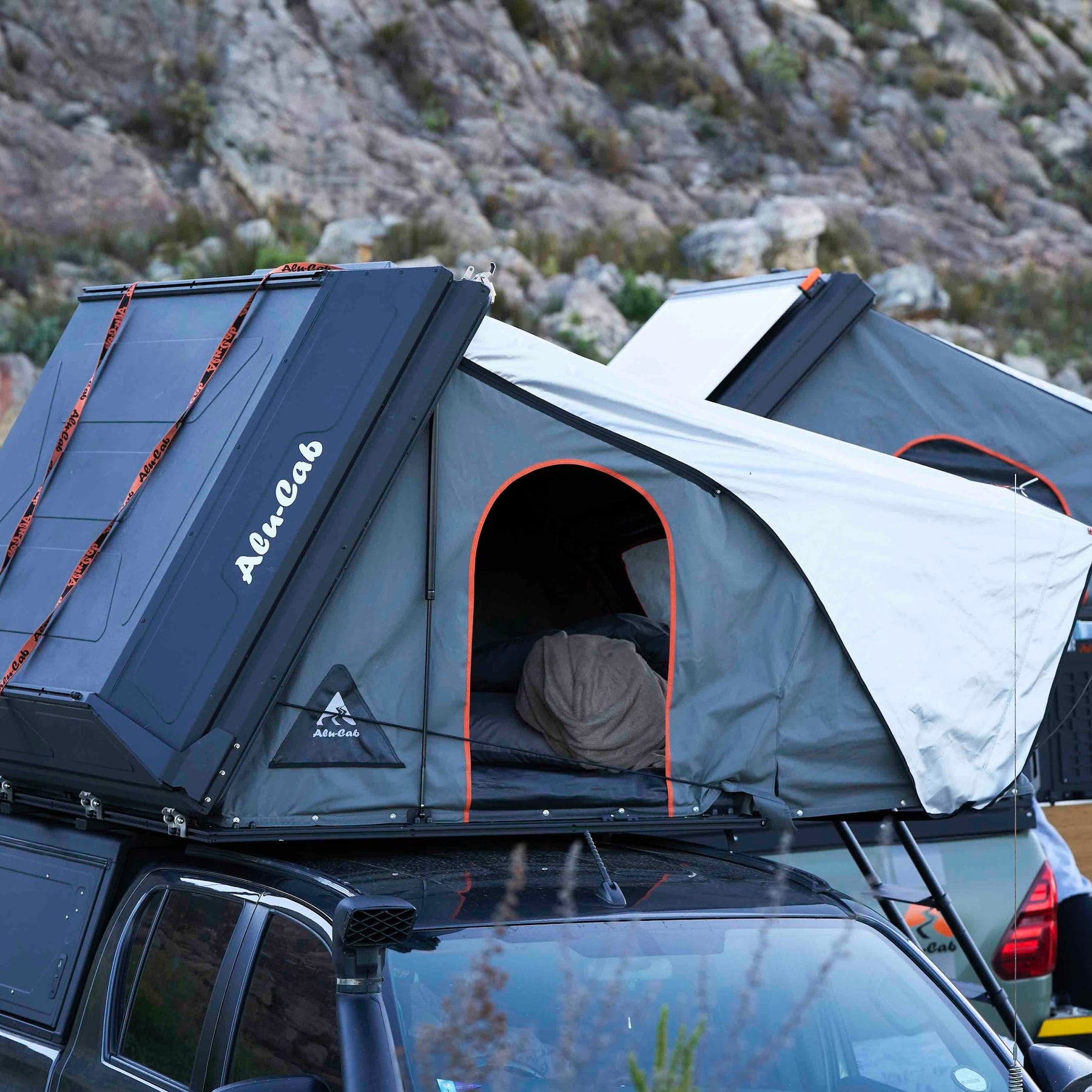 Alu Cab RT 4S 4 Person Rooftop Tent Cap it Canada alu-cab-rt-4s-4-person-rooftop-tent-cap-it-canada